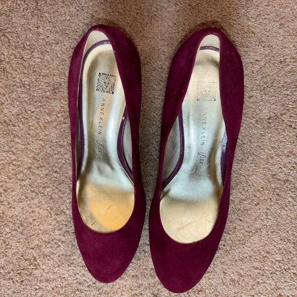 Ann Klein Clemence iFlex Magenta Suede Pumps Heels 9 - Picture 3 of 11